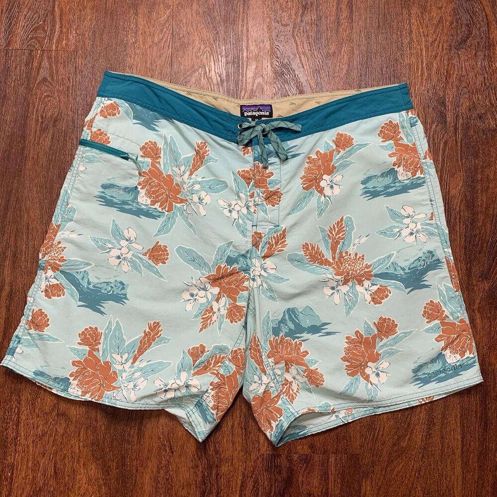 Patagonia Planing Boardshorts Swim trunks Men’s Sz 40 Blue Hawaiian Print
